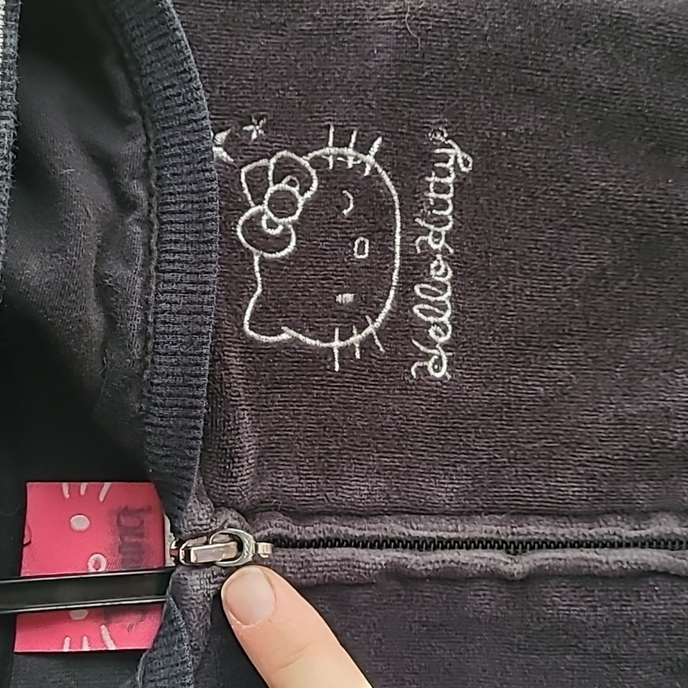 Vintage Girls Velour Black Track-Suit. Hello Kittly Jacket & Gap Pants. - Picture 2 of 7